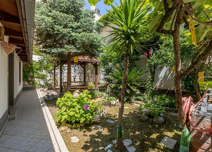 Studio Apartment Paradise Garden